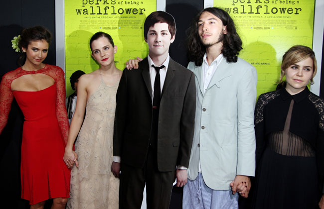 जब खिसकी एमा वाटसन की ड्रेस... | पेटा व सुंदरियां