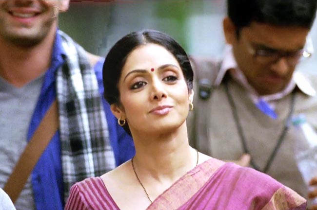 'इंग्लिश विंग्लिश' का फर्स्ट लुक  | बॉलीवुड के GEN NXT