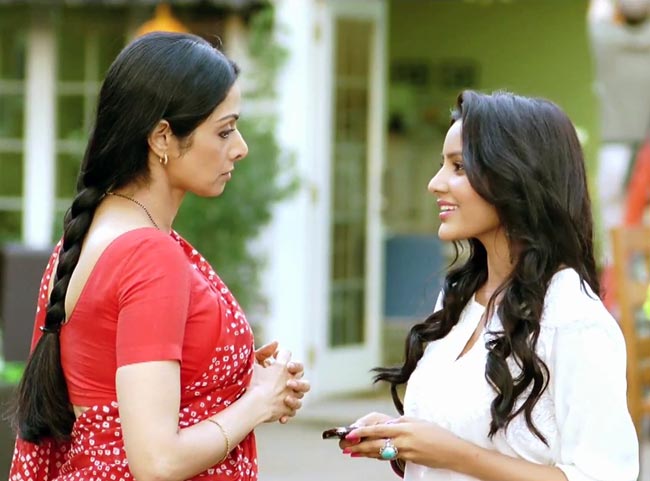 'इंग्लिश विंग्लिश' का फर्स्ट लुक  | बॉलीवुड के GEN NXT