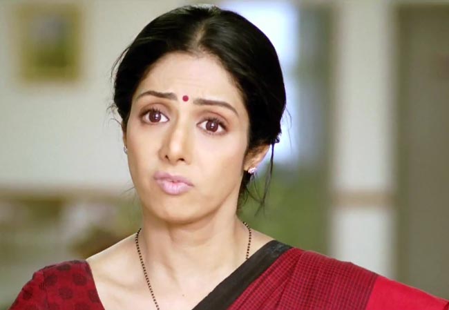 'इंग्लिश विंग्लिश' का फर्स्ट लुक  | बॉलीवुड के GEN NXT