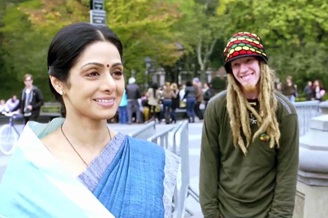 'इंग्लिश विंग्लिश' का फर्स्ट लुक  | बॉलीवुड के GEN NXT