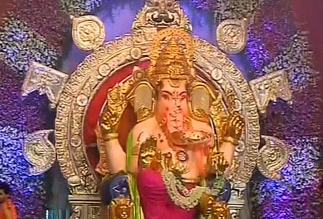 19 सितंबर 2012: तस्वीरों में दिनभर की अहम खबरें | पढ़ें