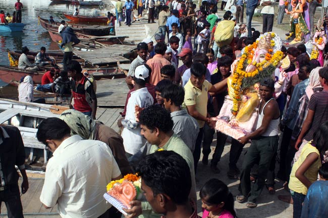 भक्‍तों ने दी गणपति को विदाई | गणेशोत्सव की धूम