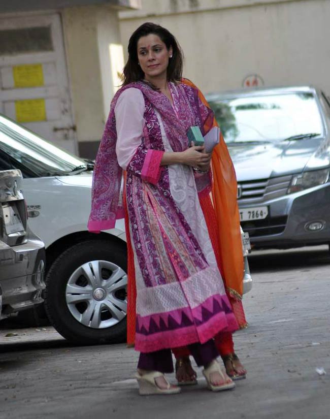 बॉलीवुड भी बोला, गणपति बप्पा मोरया | ऐश्‍वर्या के गणपति