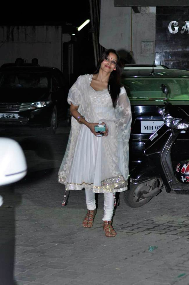 बॉलीवुड भी बोला, गणपति बप्पा मोरया | ऐश्‍वर्या के गणपति