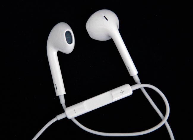 एप्पल iPhone-5 हुआ लॉन्च  | iPhone-5 की खासियत