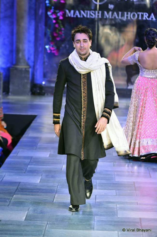 सितारों से सजा मिजवां फैशन शो... | ज्‍वेलरी वीक में सितारे