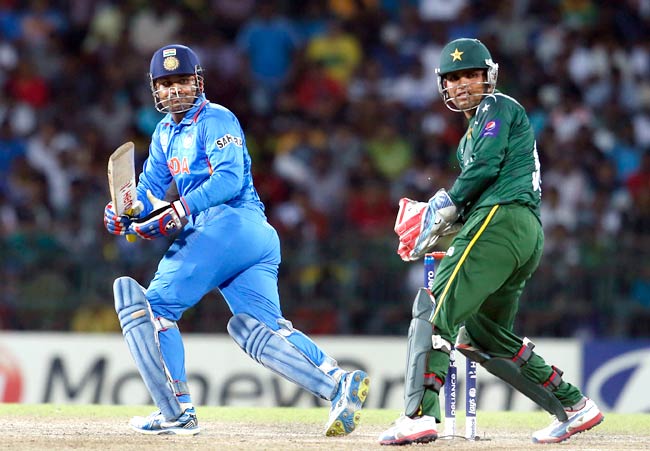 तस्‍वीरों में भारत की जीत का जश्‍न... | कोहली हुए 'विराट'