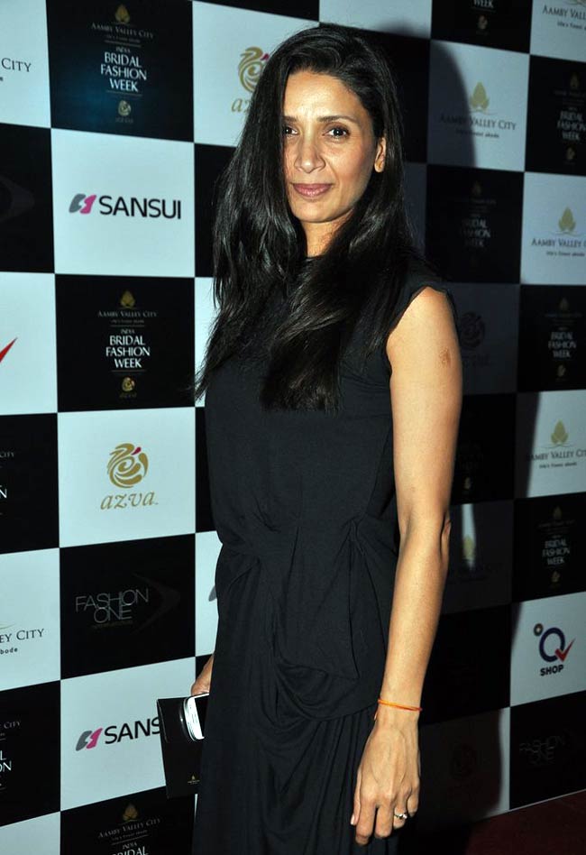 ब्राइडल फैशन वीक में चित्रांगदा के जलवे...| ज्‍वेलरी वीक