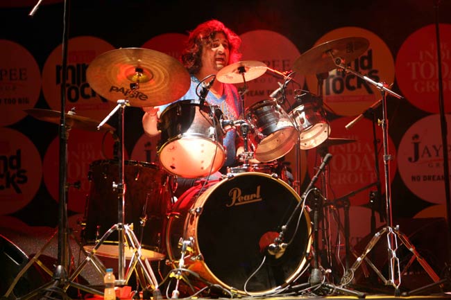 ...जब इंडियन ओशियन बैंड के साथ झूमे युवा