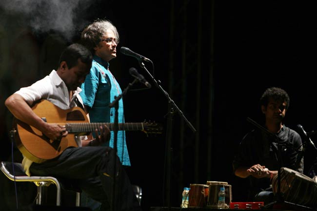 ...जब इंडियन ओशियन बैंड के साथ झूमे युवा