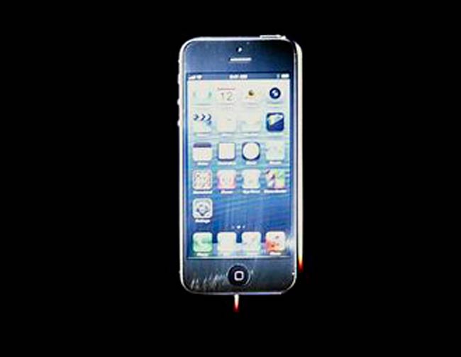 एप्पल iPhone-5 हुआ लॉन्च  | iPhone-5 की खासियत