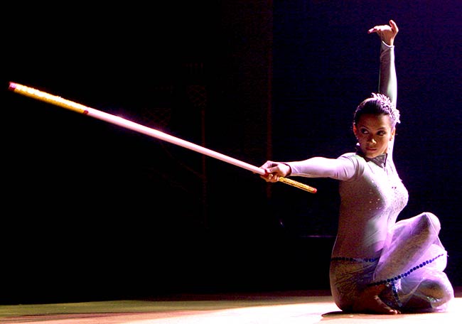 ईशा शरवानी को हैप्पी बर्थडे | बोल्ड बालाएं