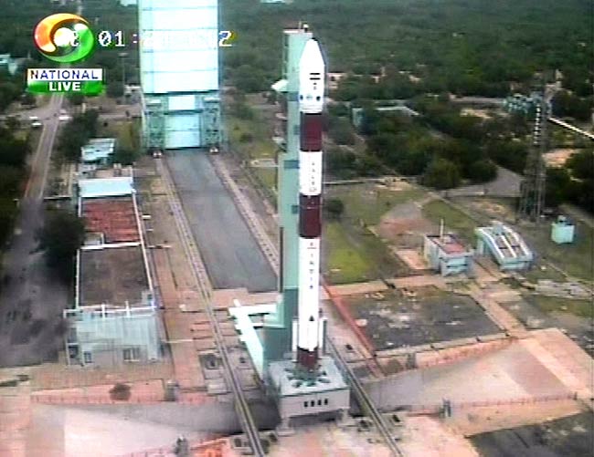 भारत के नाम 100वें अंतरिक्ष मिशन का सफल कीर्तिमान