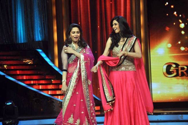 डांसिंग फ्लोर पर श्रीदेवी, माधुरी का जलवा | धक-धक गर्ल