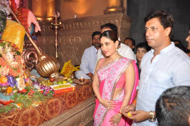 गणपति के दर पहुंचे करीना कपूर व मधुर भंडारकर | फर्स्‍ट लुक