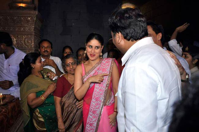 गणपति के दर पहुंचे करीना कपूर व मधुर भंडारकर | फर्स्‍ट लुक