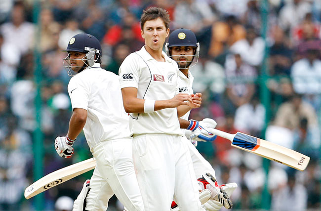 2nd Test Day 2: कोहली ने संभाली पारी