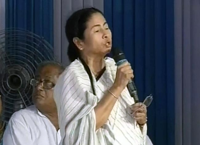 24 सितंबर 2012: तस्वीरों में दिनभर की बड़ी खबरें | पढ़ें