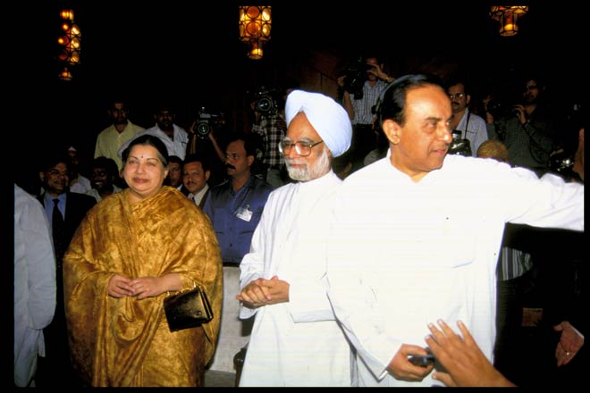 प्रधानमंत्री मनमोहन सिंह की अनदेखी तस्वीरें