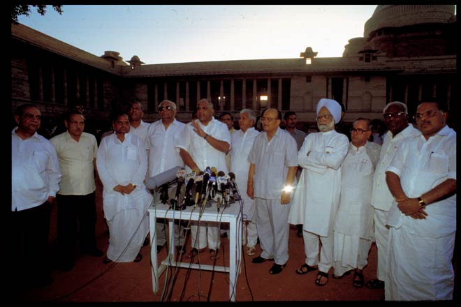 प्रधानमंत्री मनमोहन सिंह की अनदेखी तस्वीरें