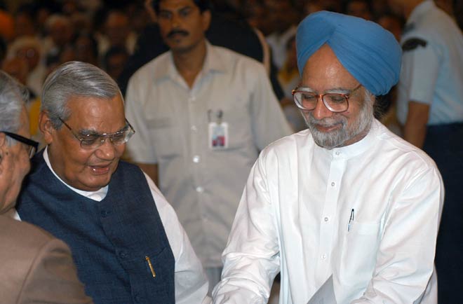 प्रधानमंत्री मनमोहन सिंह की अनदेखी तस्वीरें
