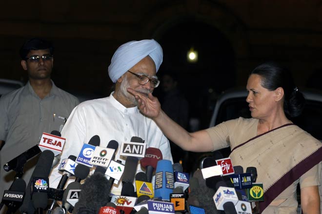 प्रधानमंत्री मनमोहन सिंह की अनदेखी तस्वीरें