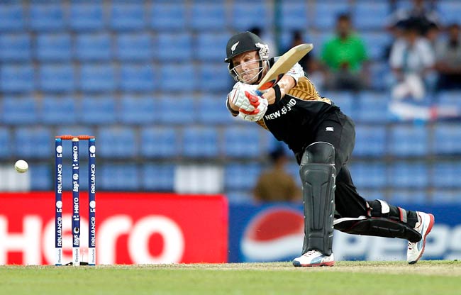 मैक्कुलम की आतिशी पारी, बांग्लादेश से जीते कीवी | पढ़ें