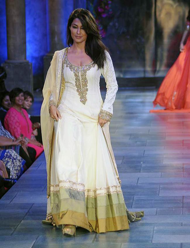 सितारों से सजा मिजवां फैशन शो... | ज्‍वेलरी वीक में सितारे