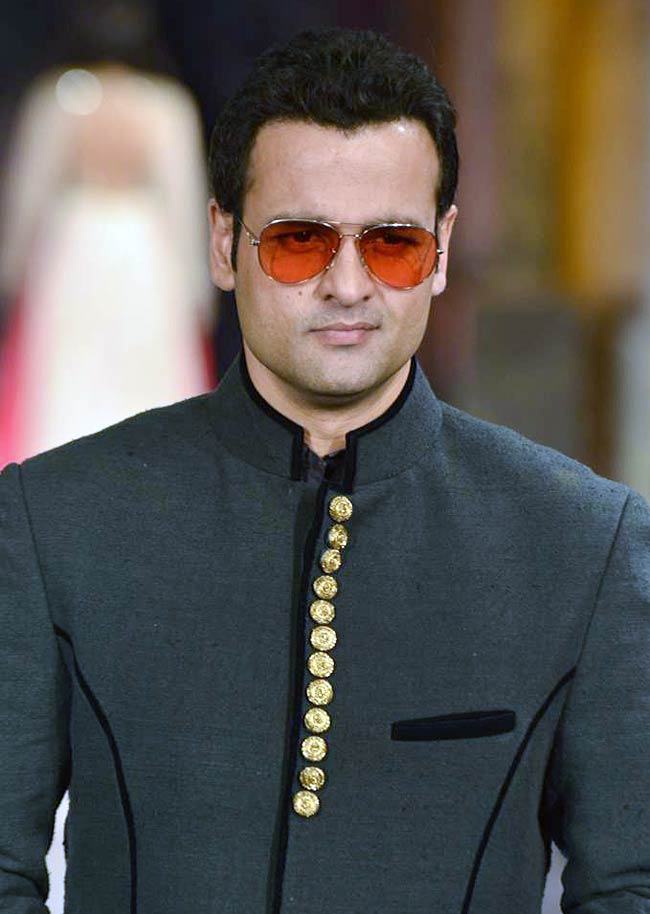 सितारों से सजा मिजवां फैशन शो... | ज्‍वेलरी वीक में सितारे