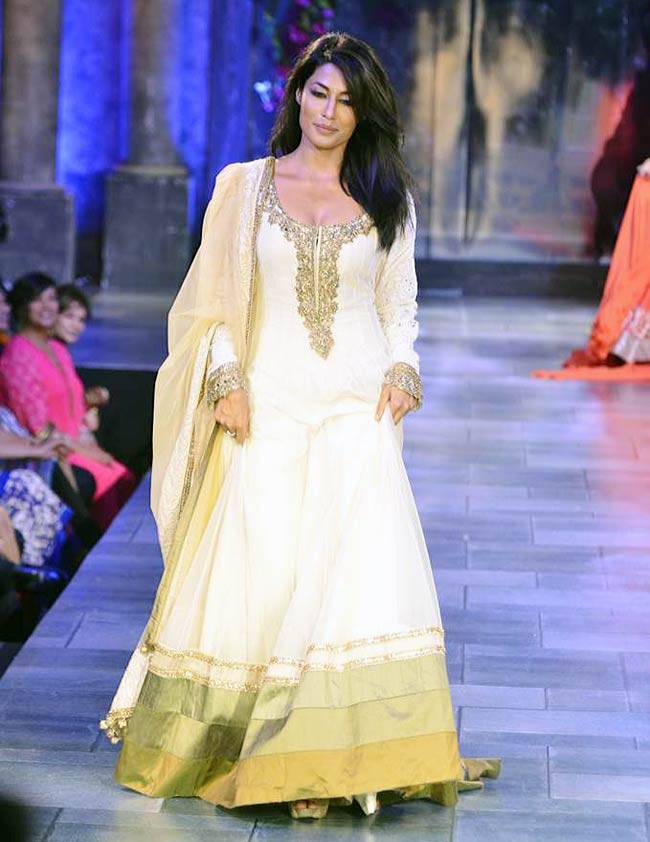 सितारों से सजा मिजवां फैशन शो... | ज्‍वेलरी वीक में सितारे