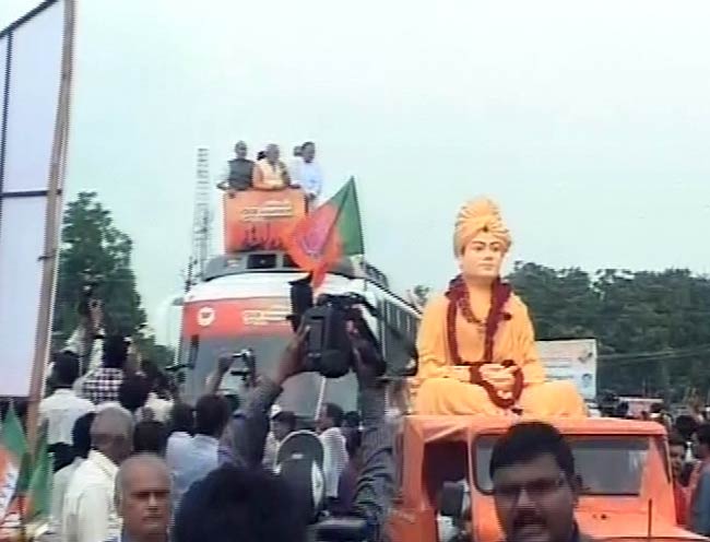 तस्वीरों में मोदी की 'चुनावी यात्रा' का आगाज़ | मोदी का जीवन