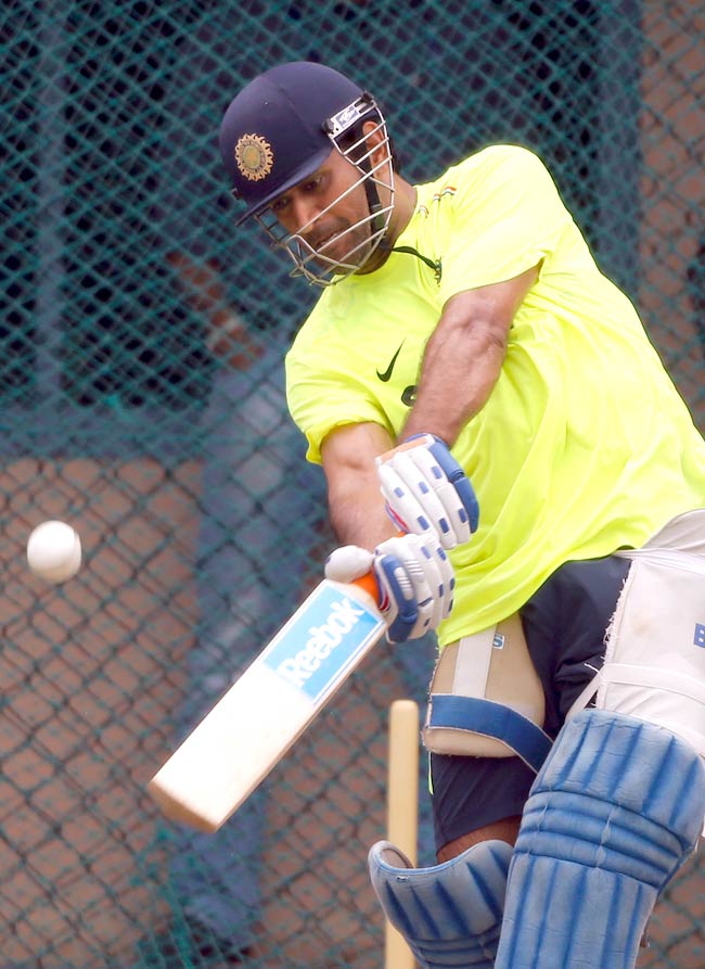 पाक के खिलाफ 'करो या मरो' मैच के लिए तैयार भारत | पढ़ें