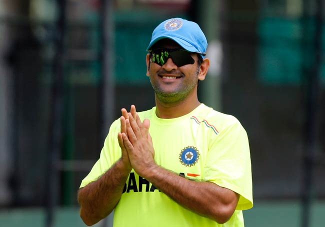 22 सितंबर 2012: तस्वीरों में दिनभर की बड़ी खबरें | पढ़ें