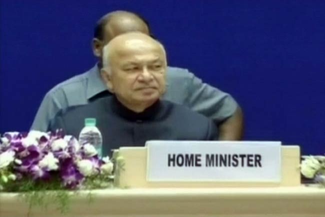 06 सितंबर 2012: तस्वीरों में दिनभर की बड़ी खबरें | पढ़ें