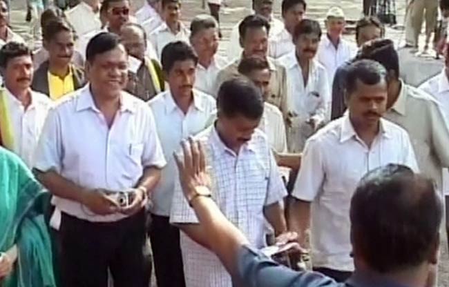 23 सितंबर 2012: तस्वीरों में दिनभर की बड़ी खबरें | पढ़ें