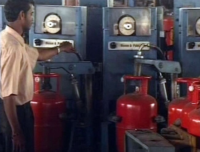 28 सितंबर 2012: तस्वीरों में दिनभर की बड़ी खबरें | पढ़ें