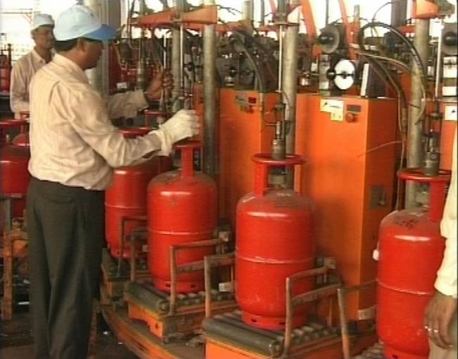 13 सितंबर 2012: तस्वीरों में दिनभर की अहम खबरें | पढ़ें