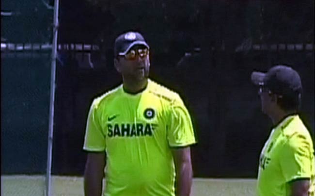 14 सितंबर 2012: तस्वीरों में दिनभर की अहम खबरें | पढ़ें