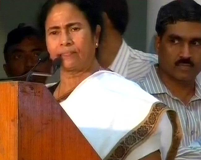 16 सितंबर 2012: तस्वीरों में दिनभर की अहम खबरें | पढ़ें