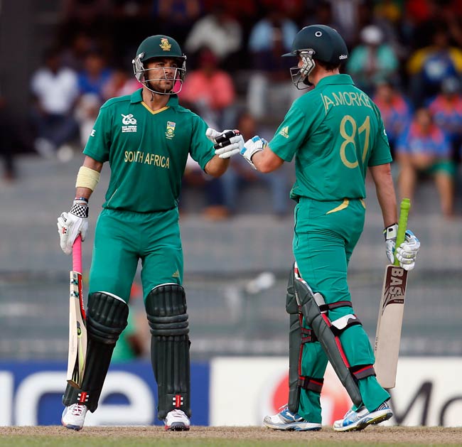 टी-20 वर्ल्ड कपः पाक ने द. अफ्रीका को पटखनी | पढ़ें