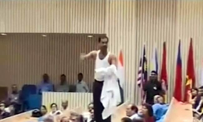 जब विरोध में नारेबाजी से सन्‍न रह गए प्रधानमंत्री...