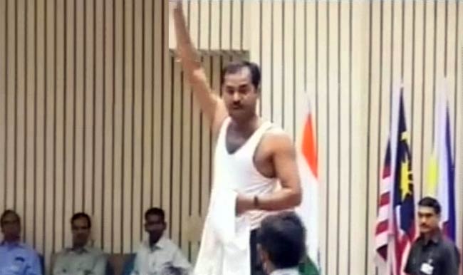 जब विरोध में नारेबाजी से सन्‍न रह गए प्रधानमंत्री...