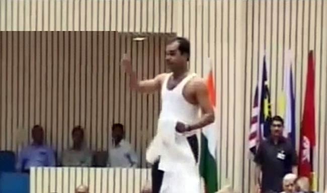 जब विरोध में नारेबाजी से सन्‍न रह गए प्रधानमंत्री...