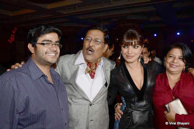 अब प्रियंका चोपड़ा बन गई गायिका...| अनदेखी प्रियंका