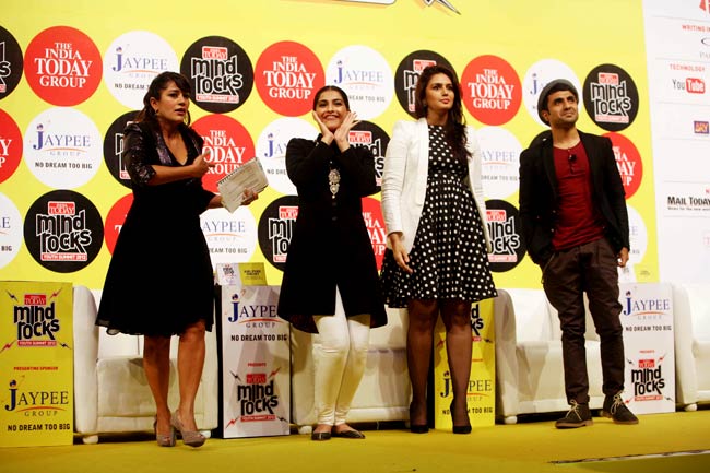 07 सितंबर 2012: तस्वीरों में दिनभर की बड़ी खबरें | पढ़ें