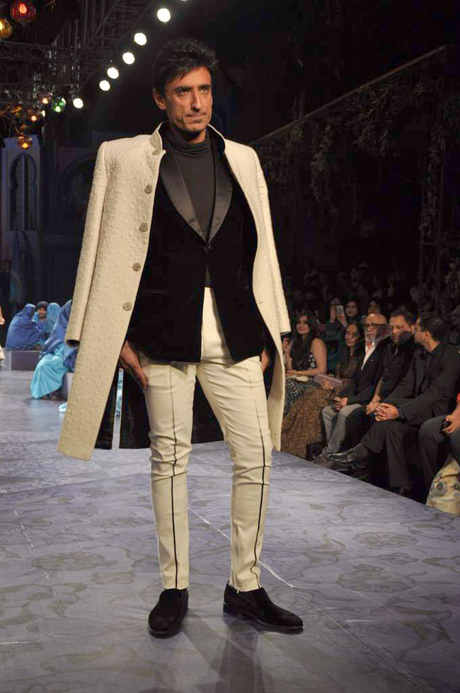 इंडियन ब्राइडल वीक में बॉलीवुड की 'दुल्हनें' | 'दुल्हन' चित्रांगदा