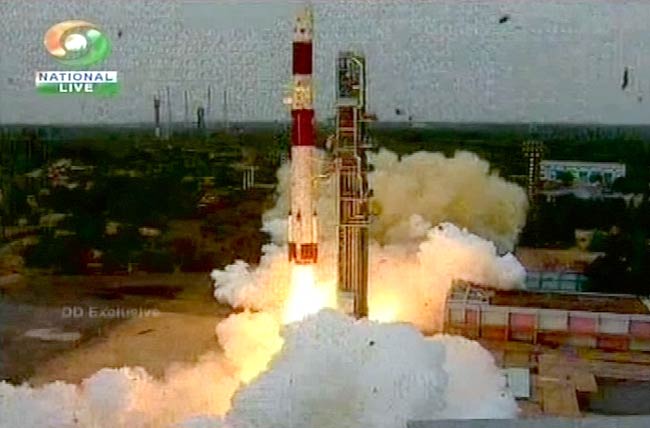 09 सितंबर 2012: तस्वीरों में दिनभर की अहम खबरें | पढ़ें