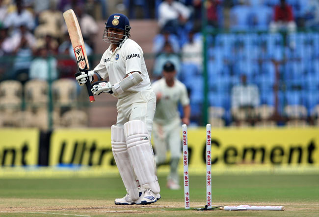 मास्टर ब्लास्टर के क्लीन बोल्ड की 'हैट्रिक' | सचिन पर विशेष