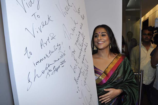 'घनचक्‍कर' में पंजाबी हाउसवाइफ के रोल में विद्या  | विद्या की अदाएं